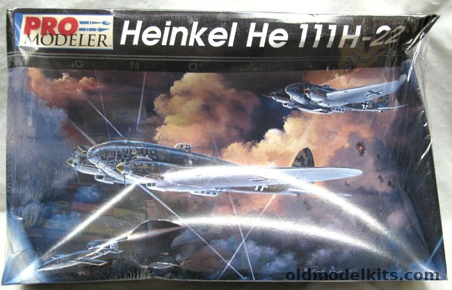 Monogram 1/48 Pro Modeler Heinkel He-111 H-22 with Air Launched V-1 Missile, 5926 plastic model kit